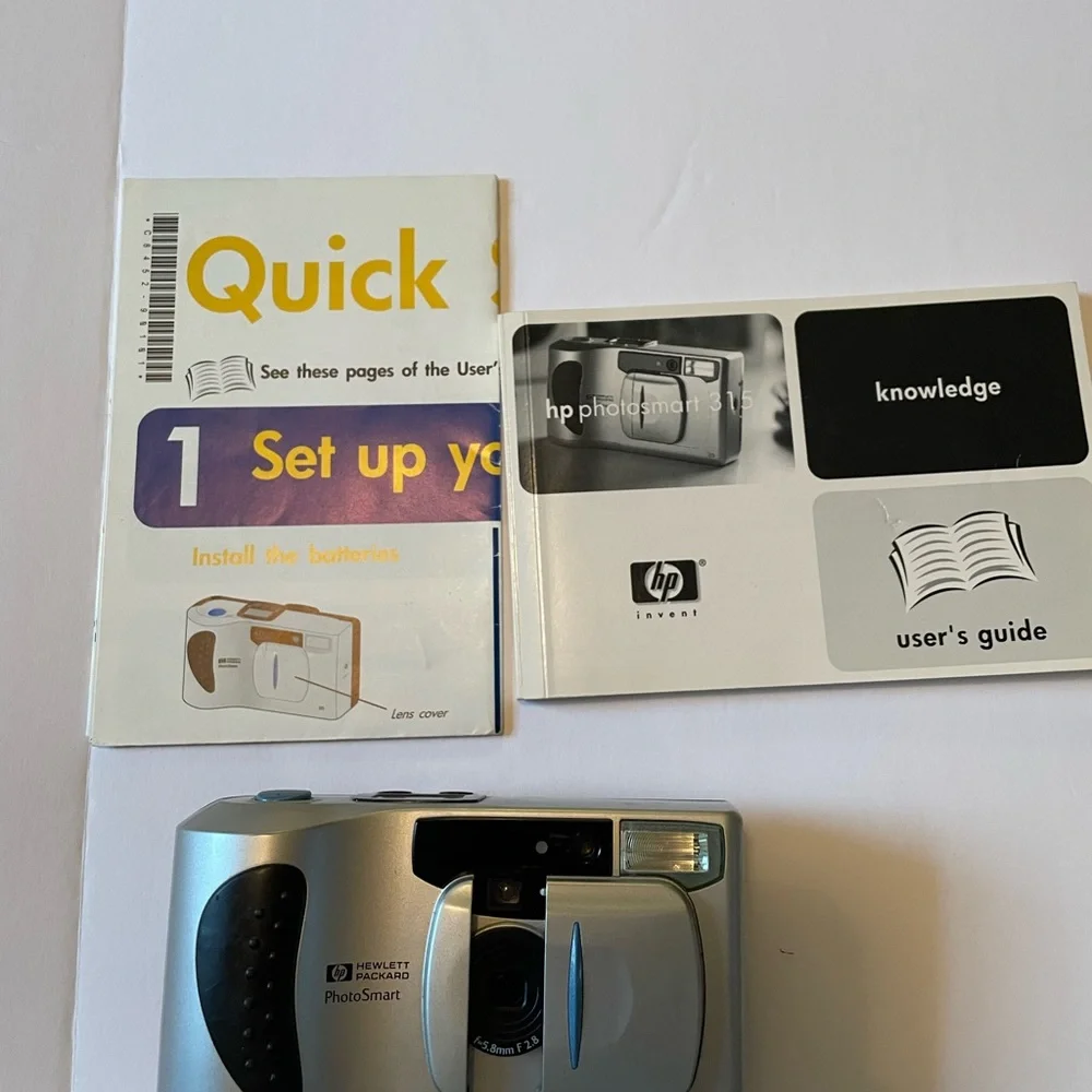 HP Photosmart 315 Digital Camera - Silver